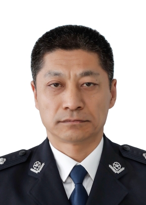 雒荣广