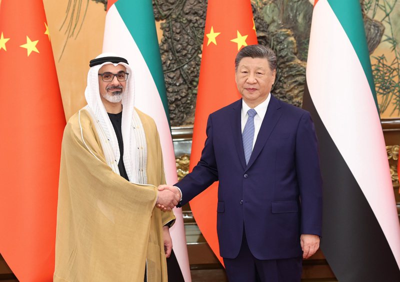 1-800(XHDW)习近平会见阿联.jpg